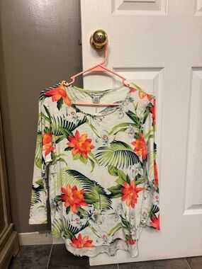 Tommy Bahama Coral & Green Tropical Long-Sleeve Tee
